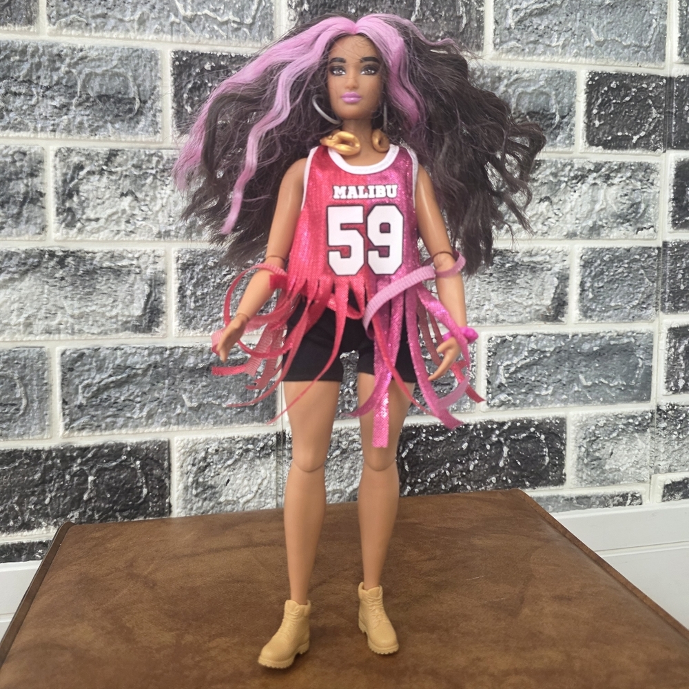 Malibu 59 Doll with Pink and Black Outfit